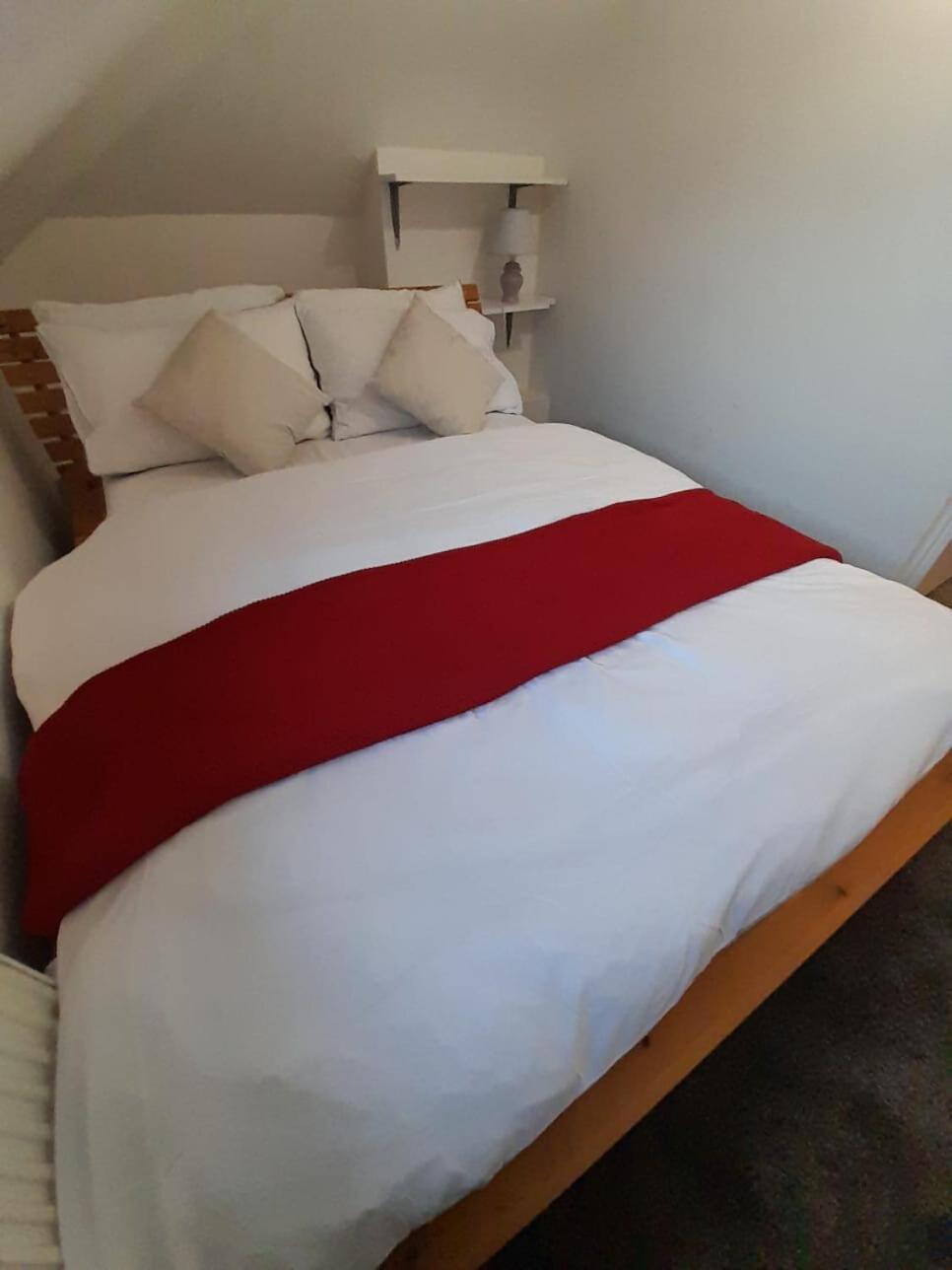 Entire Victoria Park Cardiff Apartment With Free Street Parking Bus 17 And 18 Direct To Cardiff City Centre, Fast Free Wi-Fi Экстерьер фото