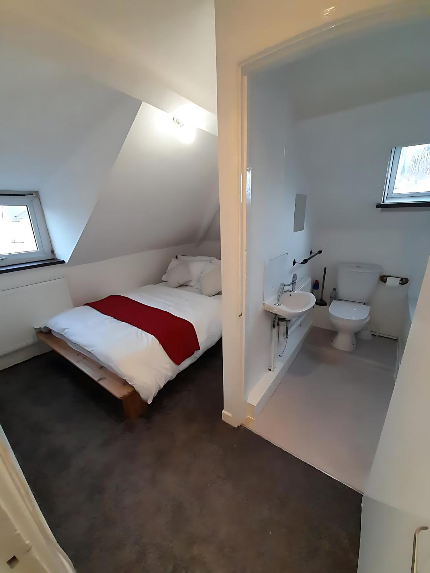 Entire Victoria Park Cardiff Apartment With Free Street Parking Bus 17 And 18 Direct To Cardiff City Centre, Fast Free Wi-Fi Экстерьер фото